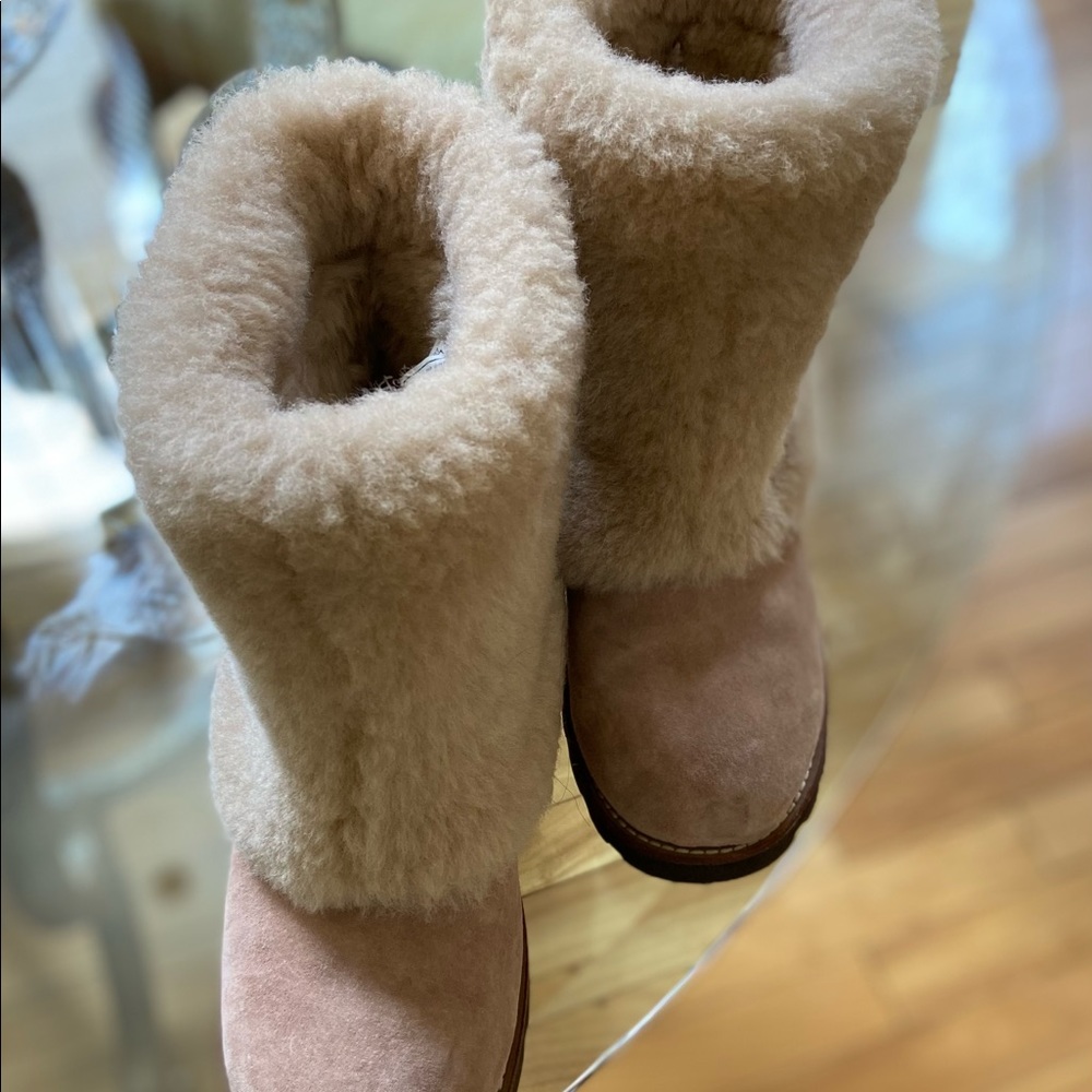 Ugg Malin Suede Shearling Boots